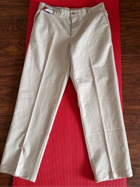 Izod Men's Khaki Straight Leg Chinos in Light Beige